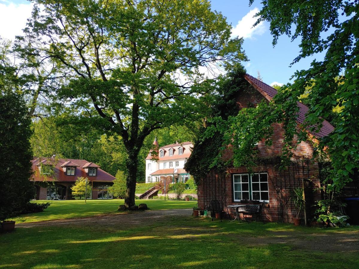 4 Sterne-Haus Am See Waren  Ngoại thất bức ảnh